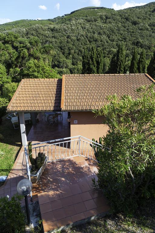 Residence Belvedere Capoliveri  Exterior photo
